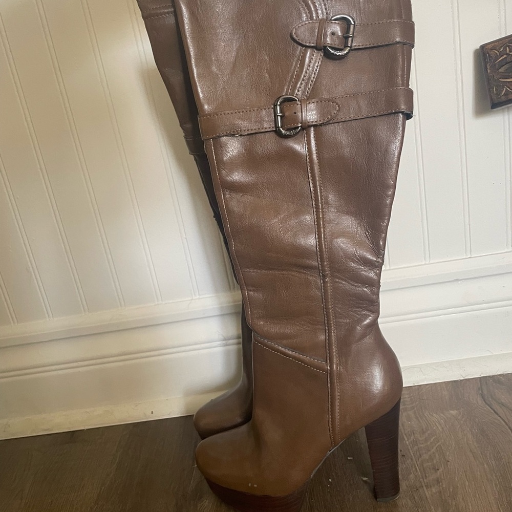 Brown boots